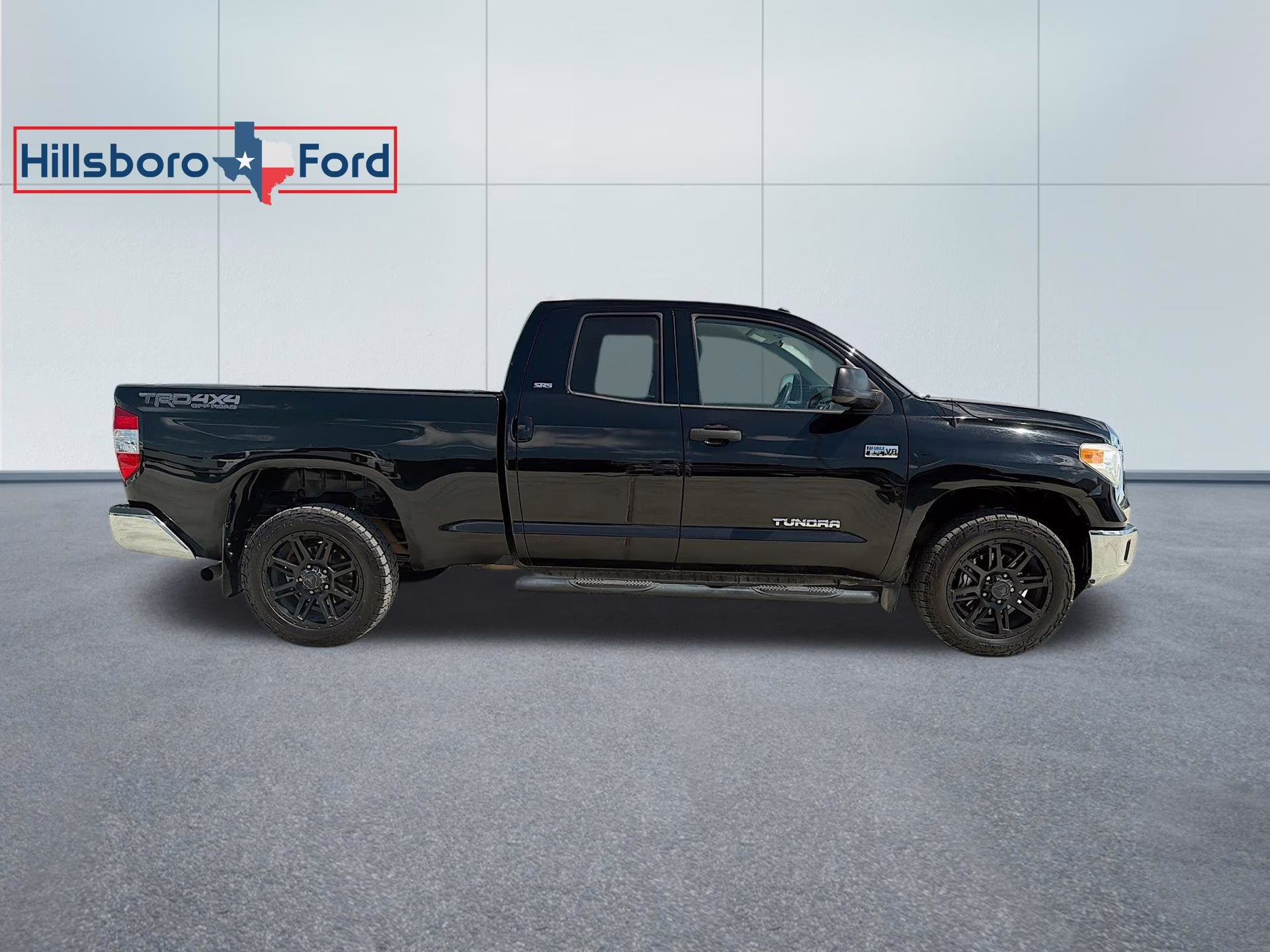 2016 Black Toyota Tundra SR5 4X4 Truck