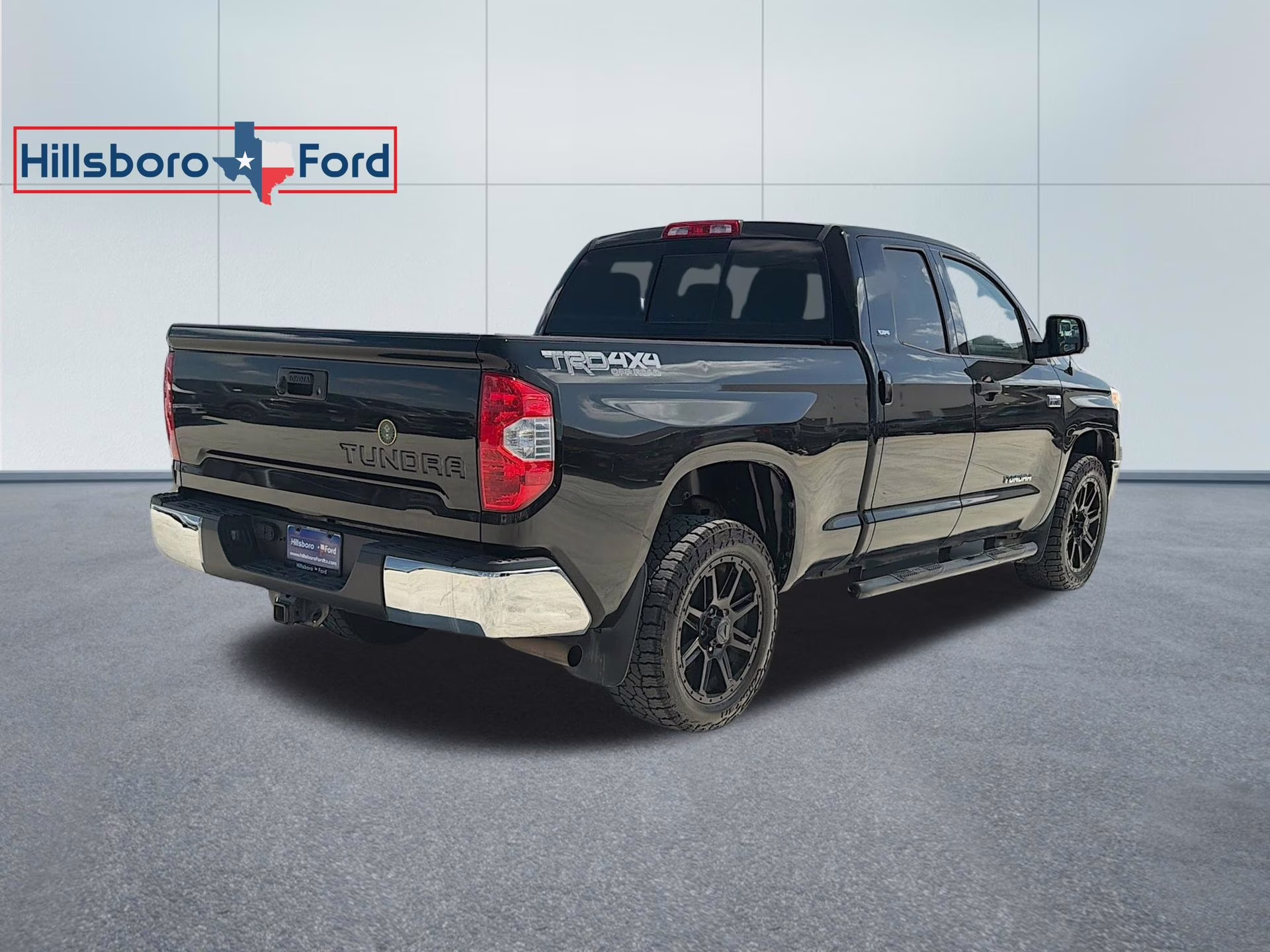 2016 Black Toyota Tundra SR5 4X4 Truck