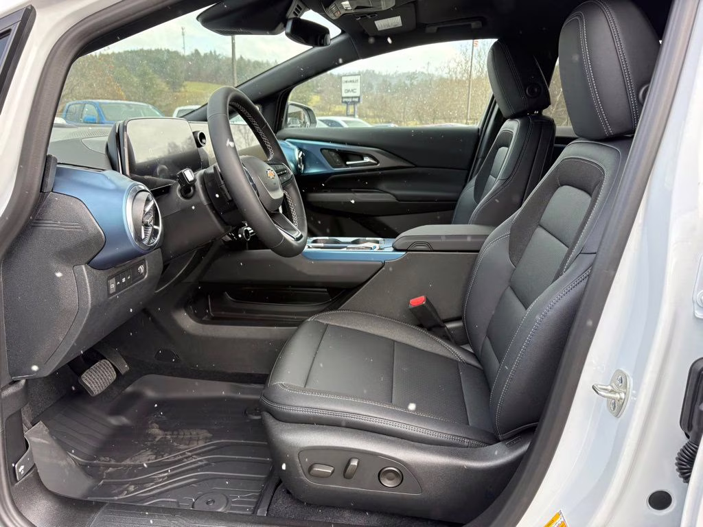 2026 Summit White Chevrolet Equinox EV LT FWD SUV