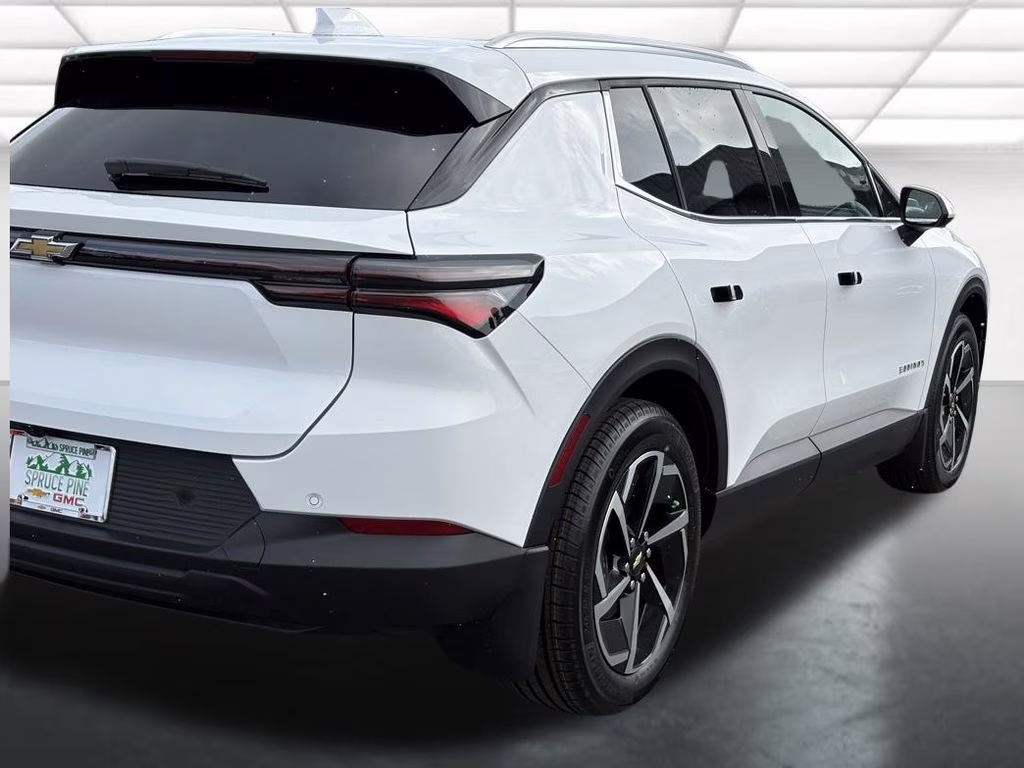2026 Summit White Chevrolet Equinox EV LT FWD SUV