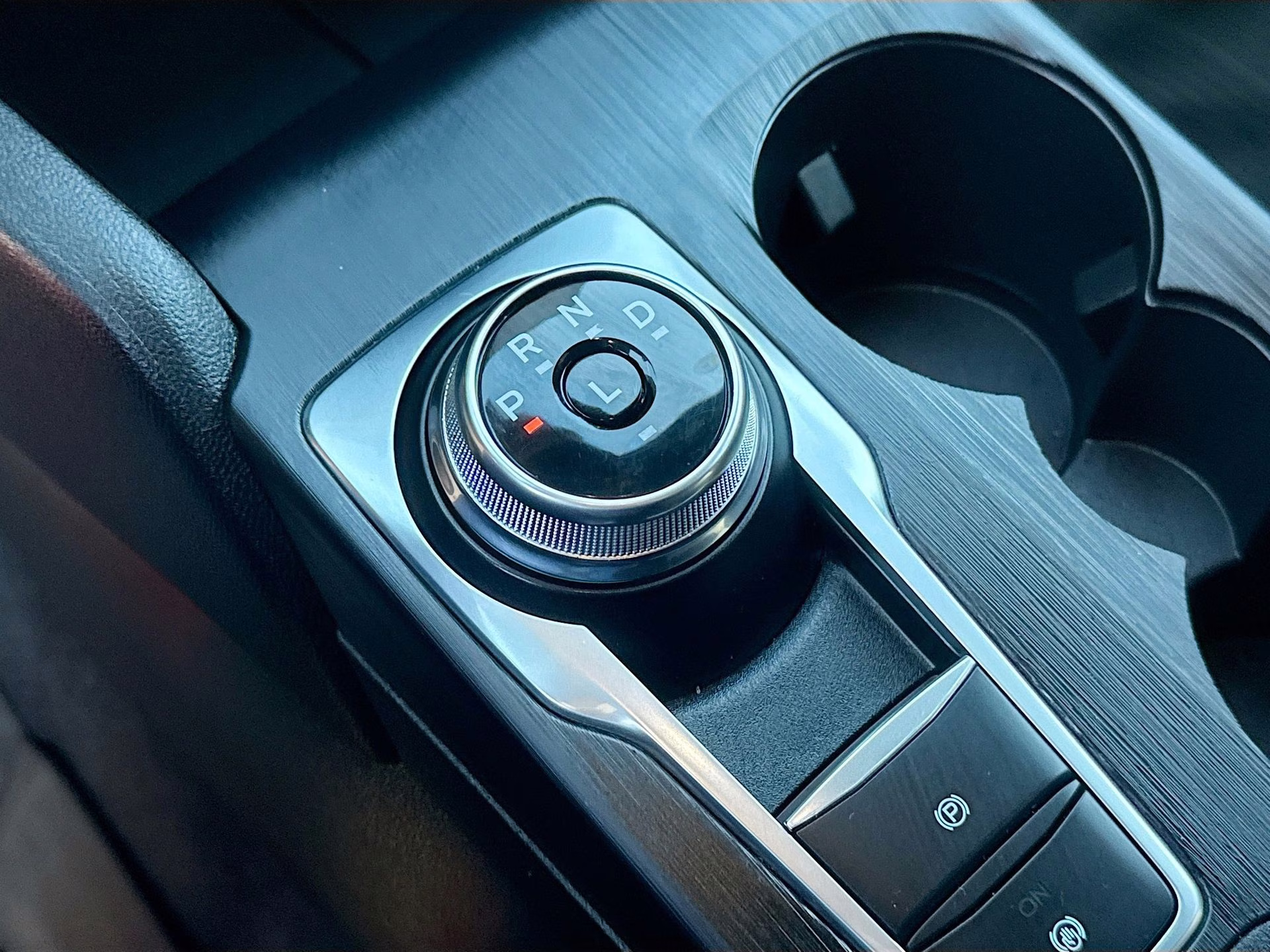 2023 Rapid Red Metallic Tinted Clearcoat Ford Escape ST-Line AWD SUV