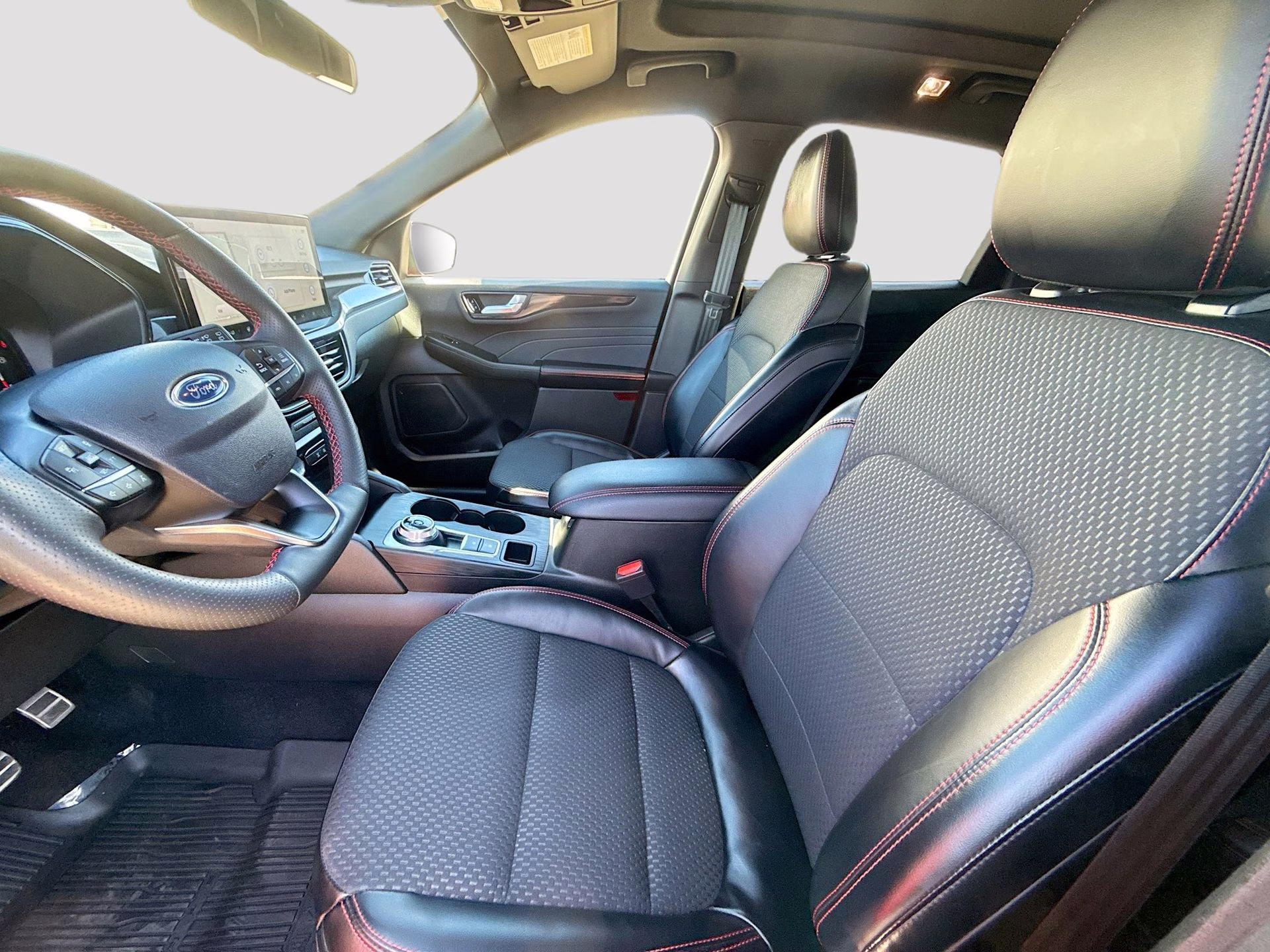 2023 Rapid Red Metallic Tinted Clearcoat Ford Escape ST-Line AWD SUV