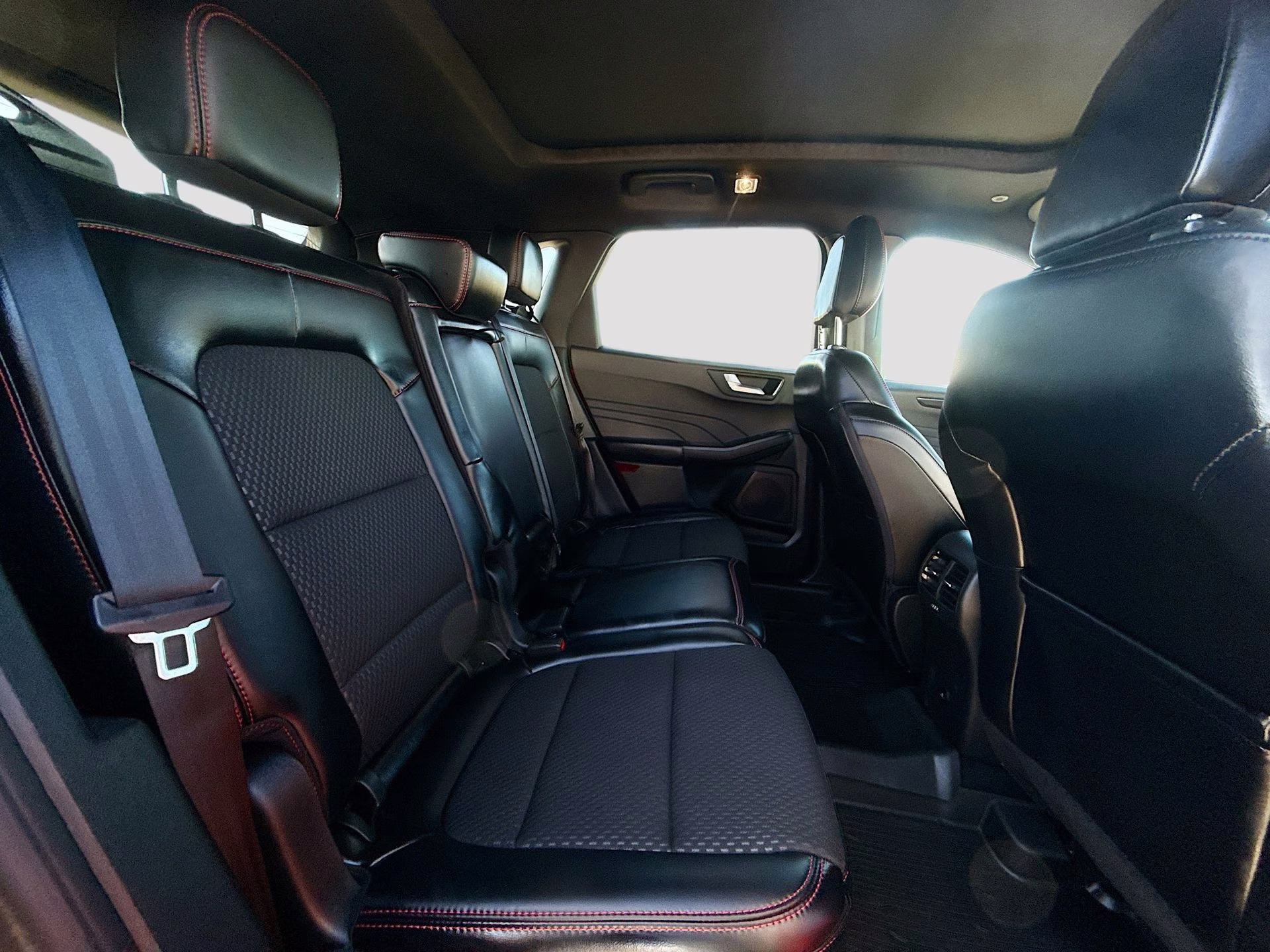 2023 Rapid Red Metallic Tinted Clearcoat Ford Escape ST-Line AWD SUV