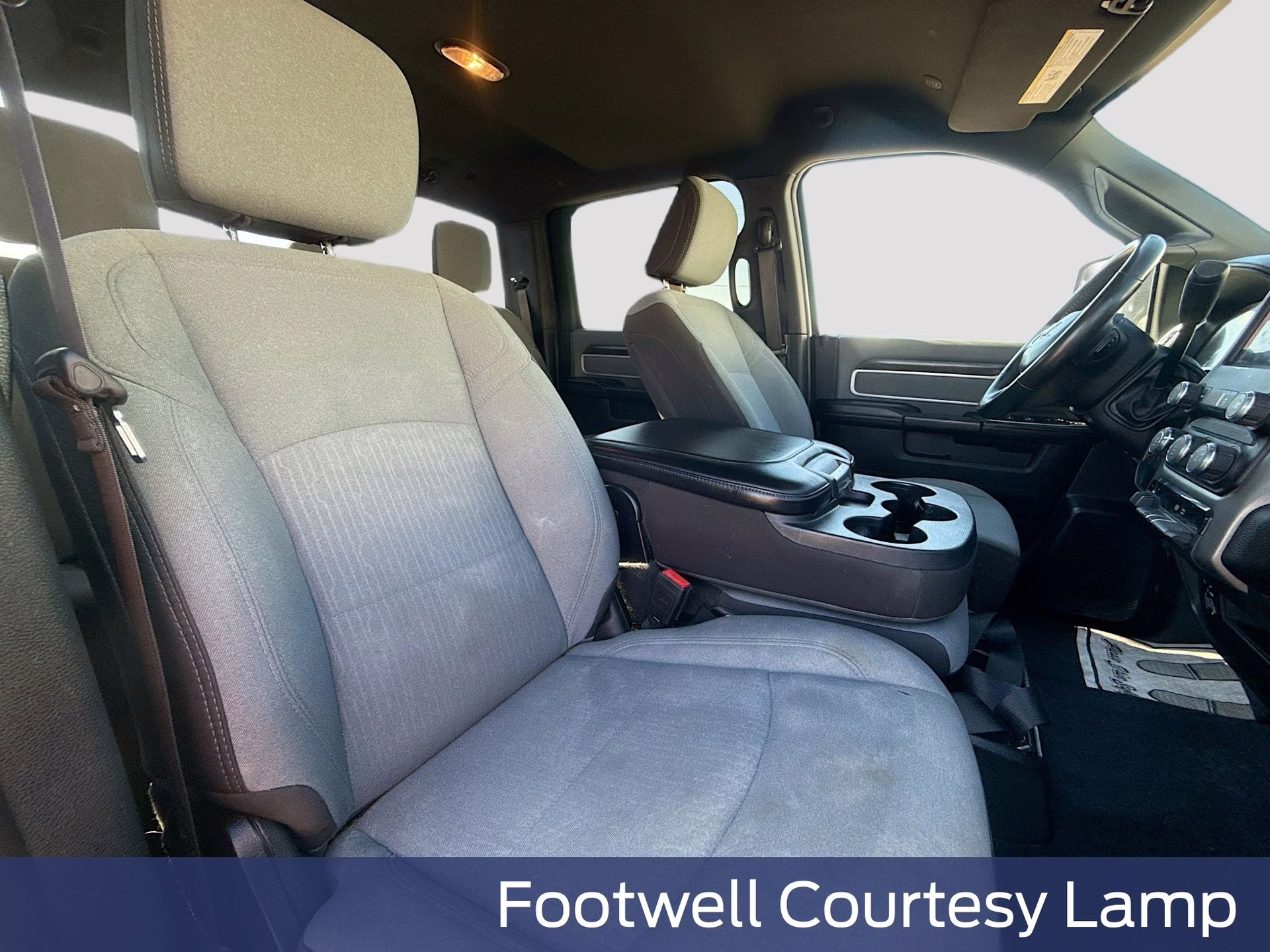 2023 Diamond Black Crystal Pearlcoat Ram 2500 Big Horn 4X4 Truck