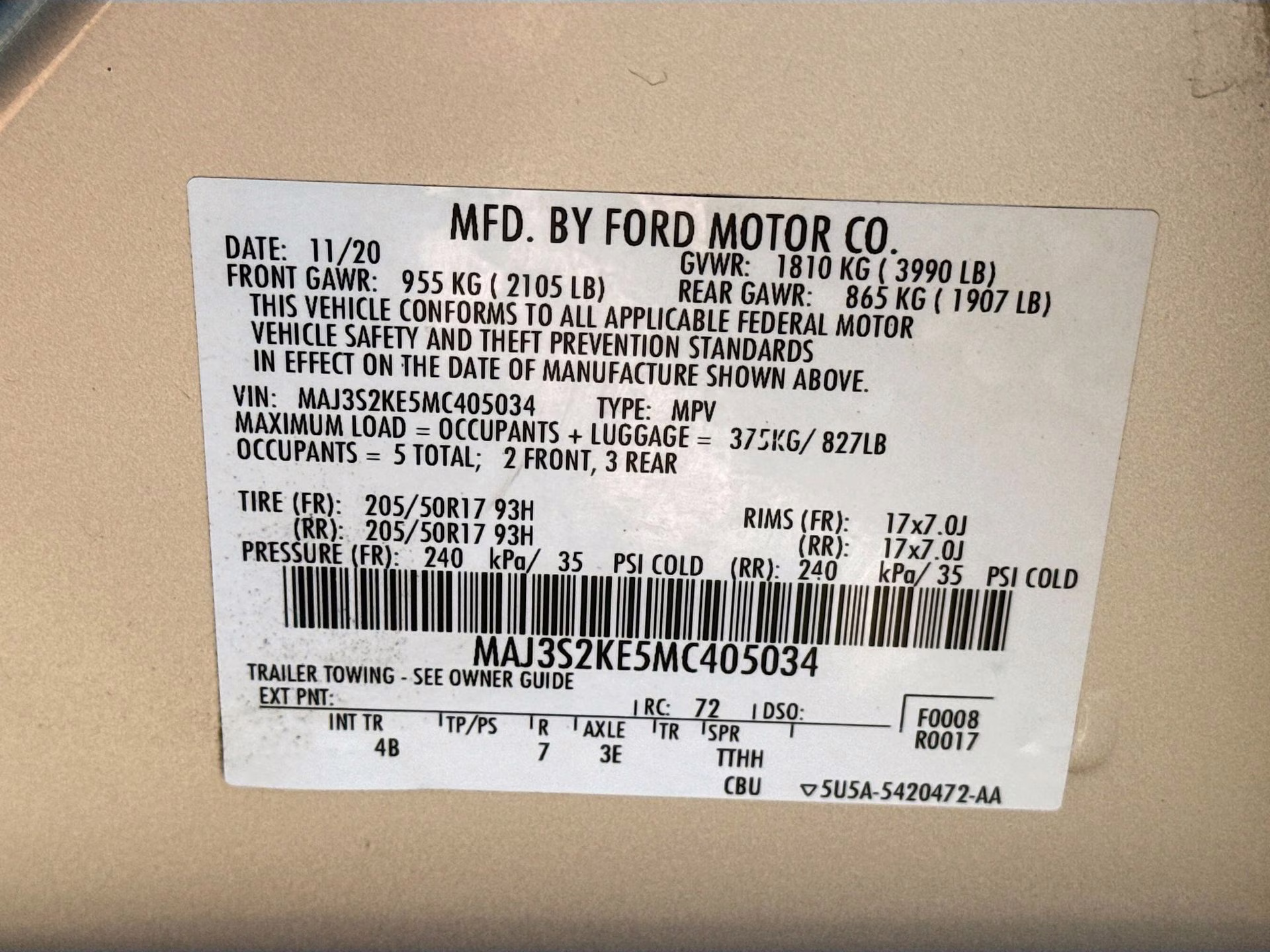 2021 Moondust Silver Metallic Ford EcoSport Titanium FWD SUV