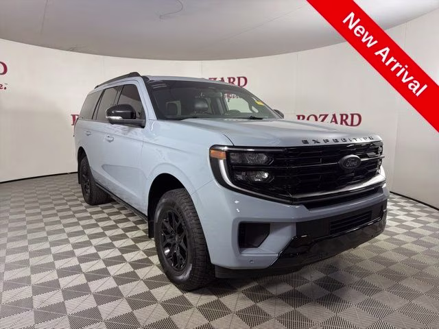 2025 Gray Metallic Ford Expedition Platinum 4X4 SUV