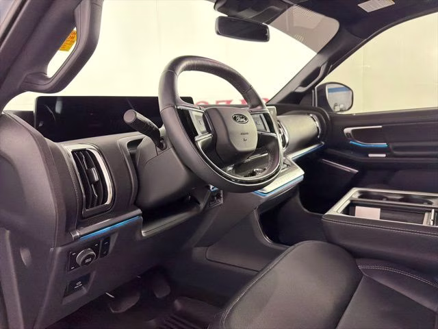2025 Gray Metallic Ford Expedition Platinum 4X4 SUV
