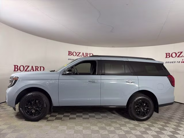 2025 Gray Metallic Ford Expedition Platinum 4X4 SUV