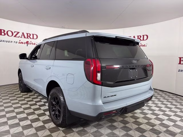 2025 Gray Metallic Ford Expedition Platinum 4X4 SUV