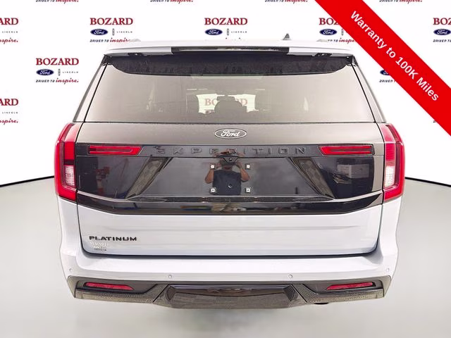2025 Gray Metallic Ford Expedition Platinum 4X4 SUV