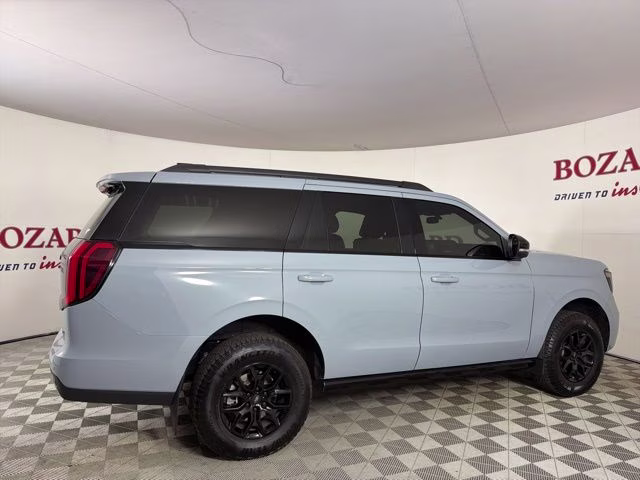 2025 Gray Metallic Ford Expedition Platinum 4X4 SUV