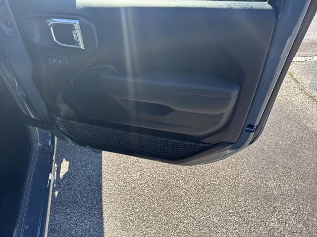 2026 Anvil Clearcoat Jeep Gladiator Sport S 4X4 Truck