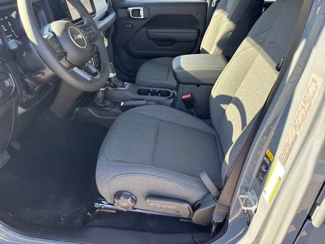 2026 Anvil Clearcoat Jeep Gladiator Sport S 4X4 Truck