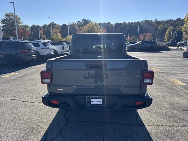 2026 Anvil Clearcoat Jeep Gladiator Sport S 4X4 Truck