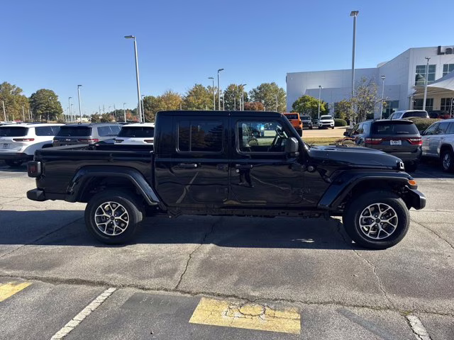 2026 Black Clearcoat Jeep Gladiator Sport S 4X4 Truck