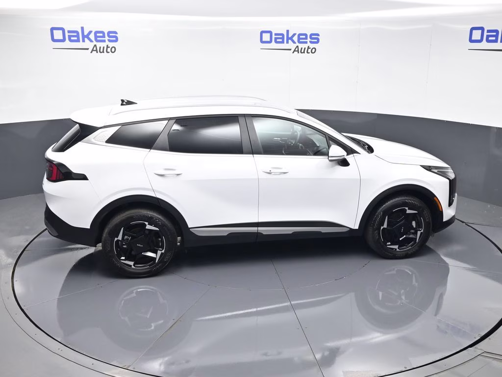 2026 Glacial White Pearl Kia Sportage EX AWD SUV