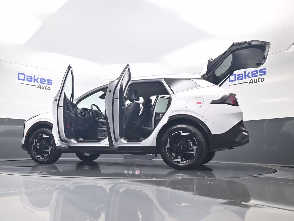 2026 Glacial White Pearl Kia Sportage EX AWD SUV