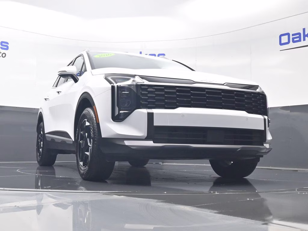 2026 Glacial White Pearl Kia Sportage EX AWD SUV