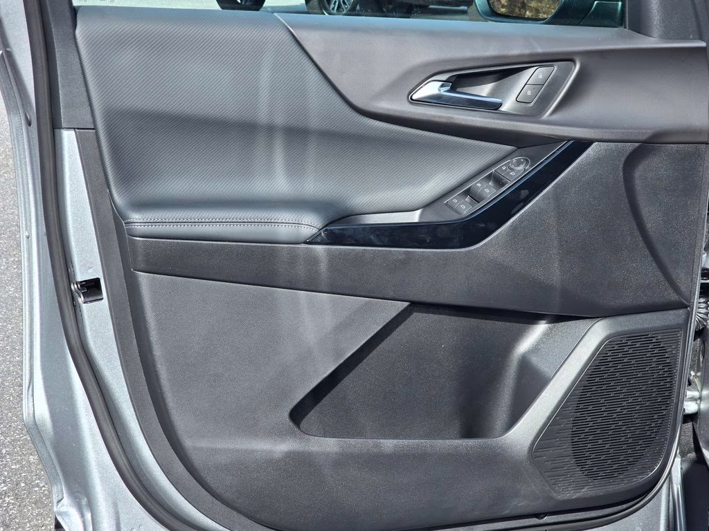 2026 Sterling Gray Metallic Chevrolet Equinox LT FWD SUV