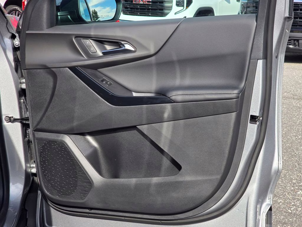 2026 Sterling Gray Metallic Chevrolet Equinox LT FWD SUV