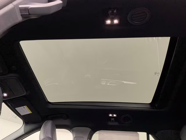 2026 White Metallic Ford Explorer Tremor 4X4 SUV