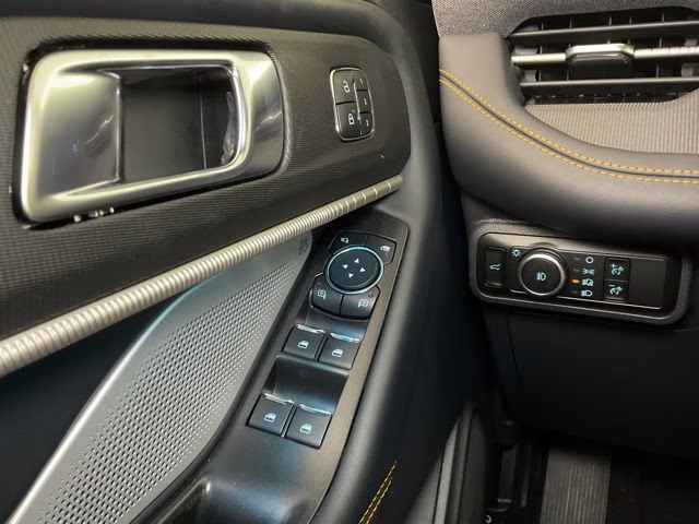 2026 White Metallic Ford Explorer Tremor 4X4 SUV