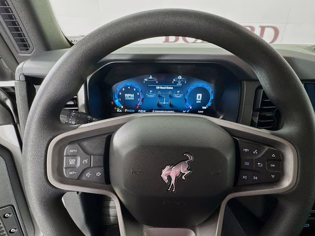 2025 Oxford White Ford Bronco Base 4X4 SUV