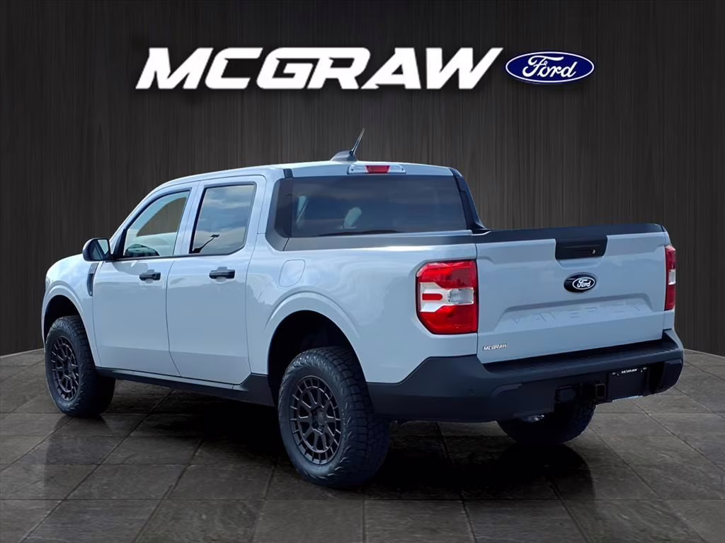 2025 Silver Metallic Ford Maverick XL AWD Truck