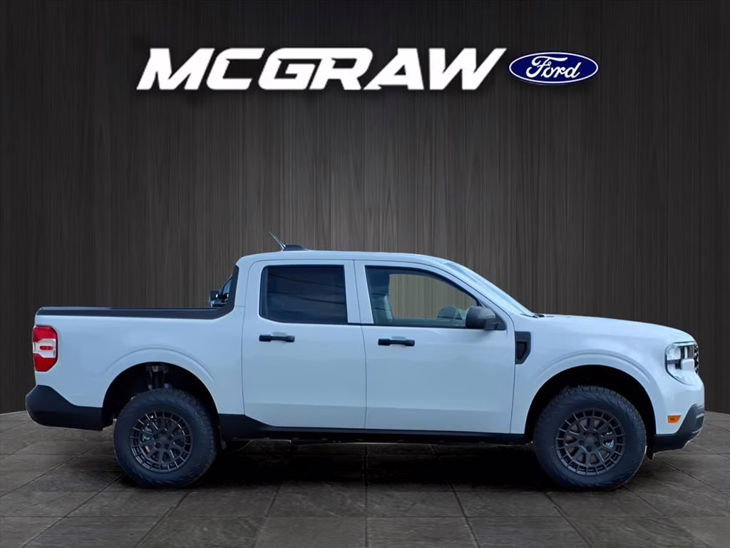 2025 Silver Metallic Ford Maverick XL AWD Truck