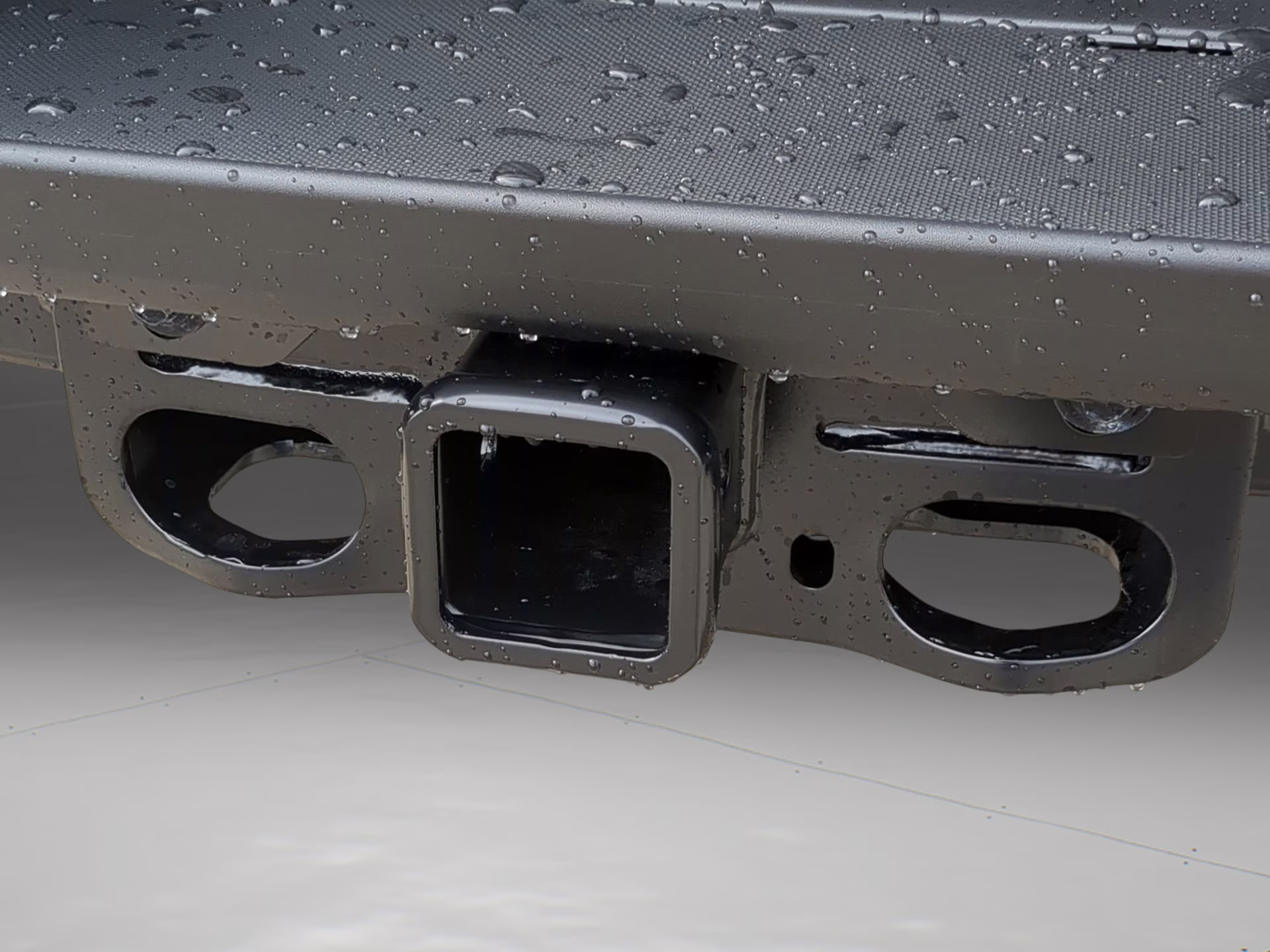 2026 Agate Black Metallic Ford Super Duty F-350 SRW LARIAT Crew Cab Pickup 4X4 Truck