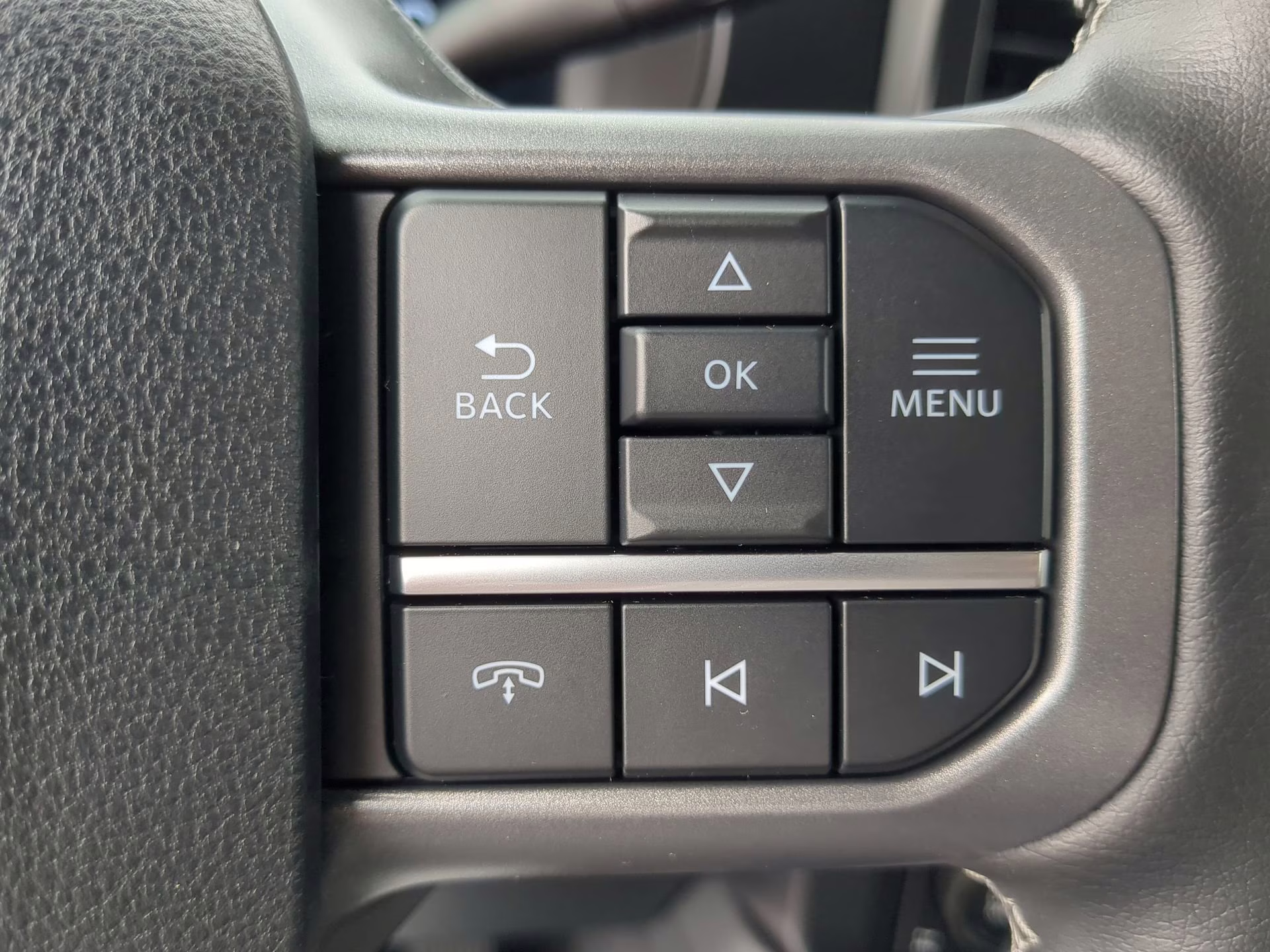 2026 Agate Black Metallic Ford Super Duty F-350 SRW LARIAT Crew Cab Pickup 4X4 Truck