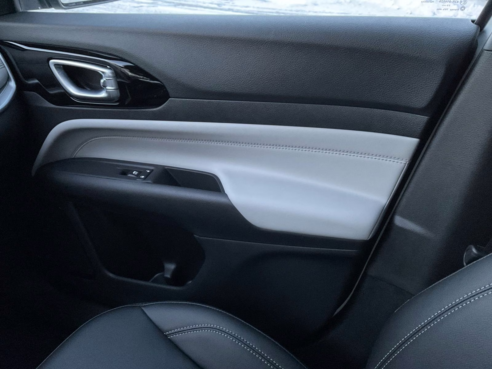 2026 Bright White Clearcoat Jeep Compass Limited 4X4 SUV