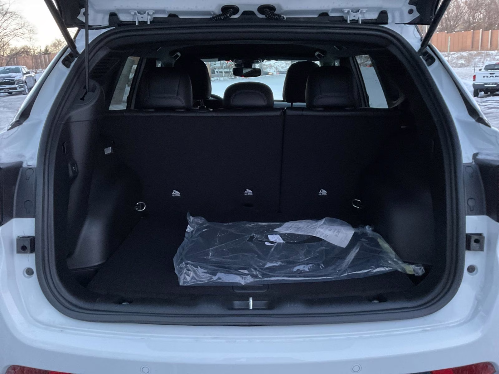 2026 Bright White Clearcoat Jeep Compass Limited 4X4 SUV