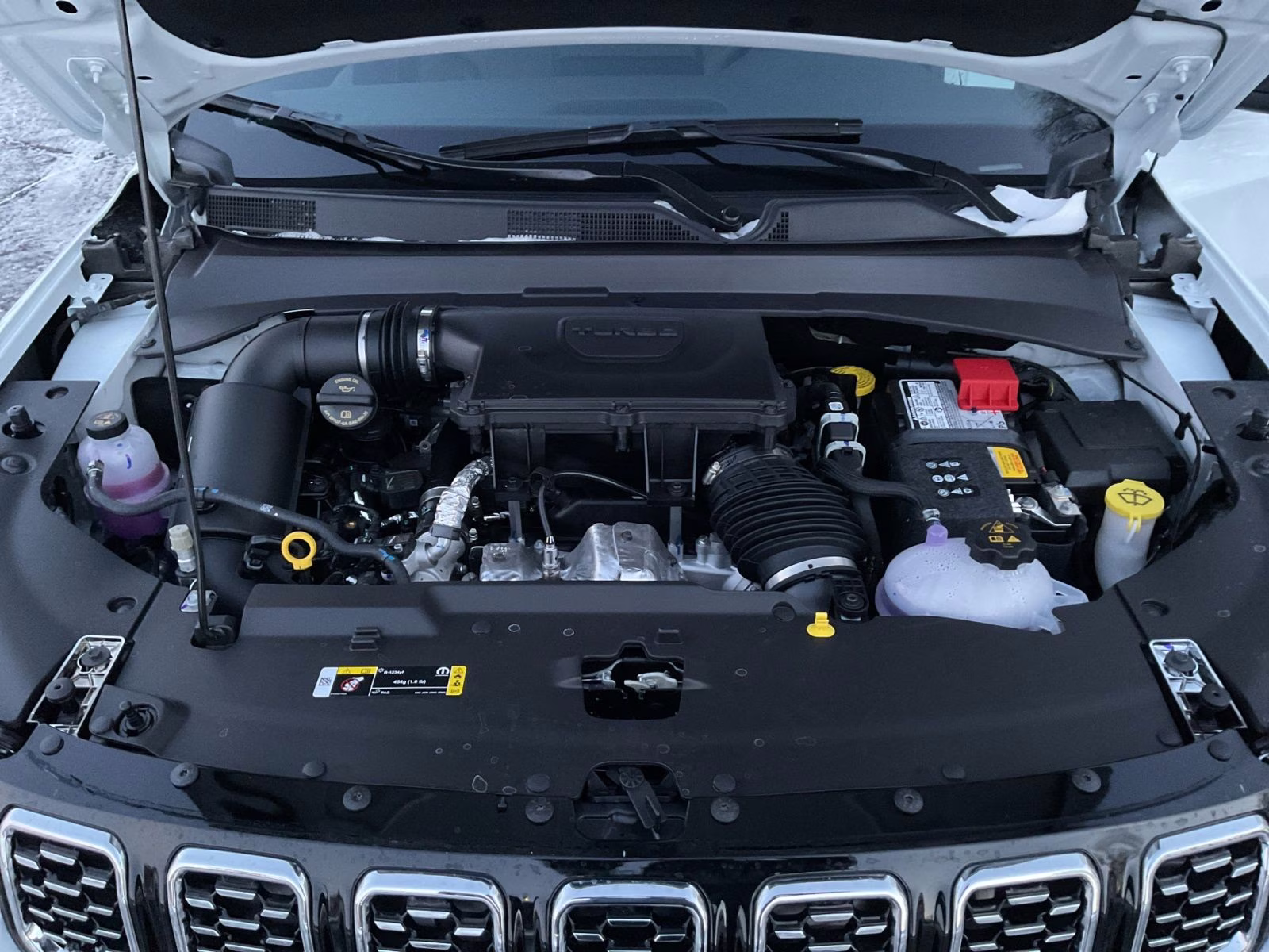 2026 Bright White Clearcoat Jeep Compass Limited 4X4 SUV