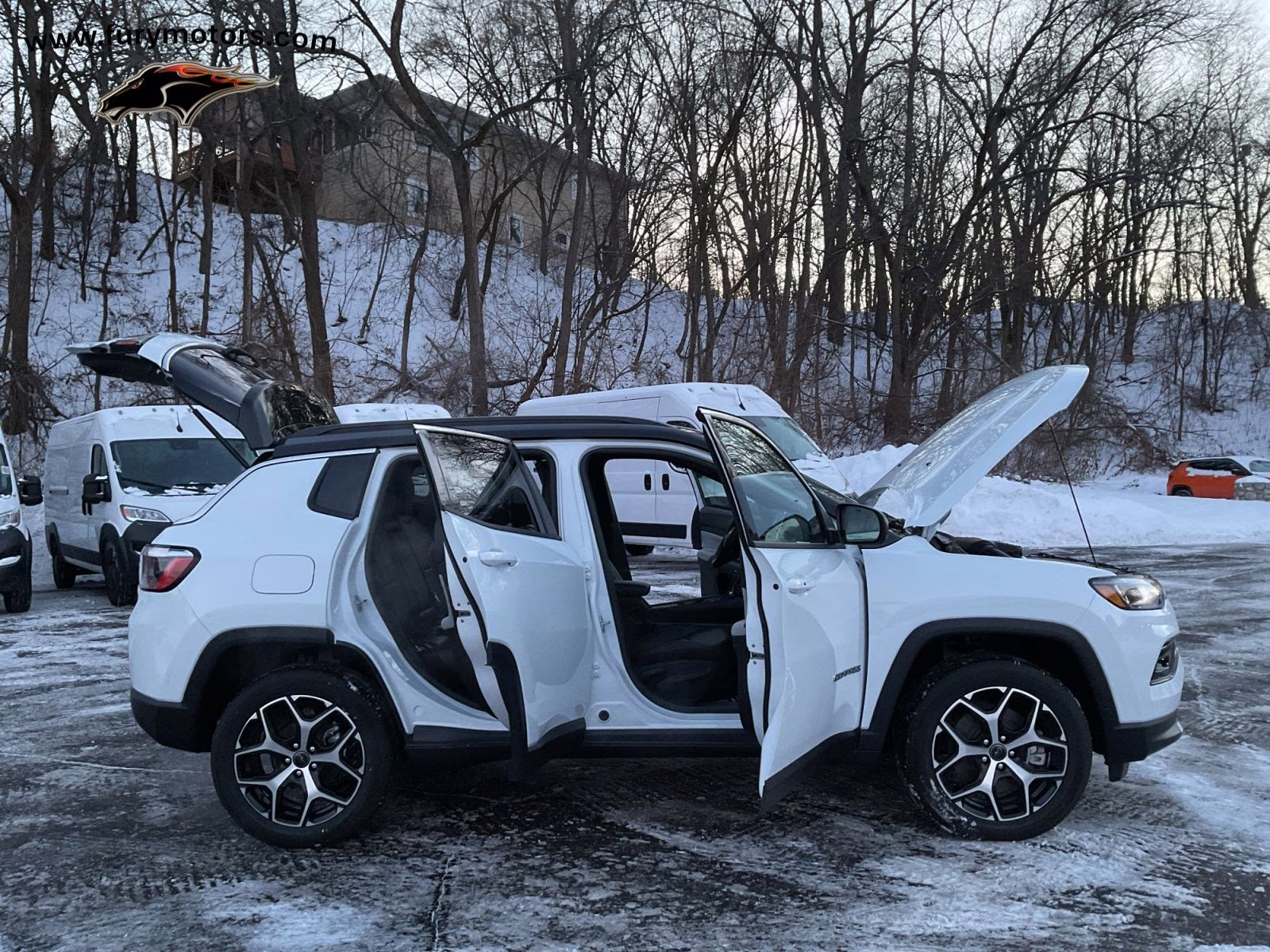 2026 Bright White Clearcoat Jeep Compass Limited 4X4 SUV