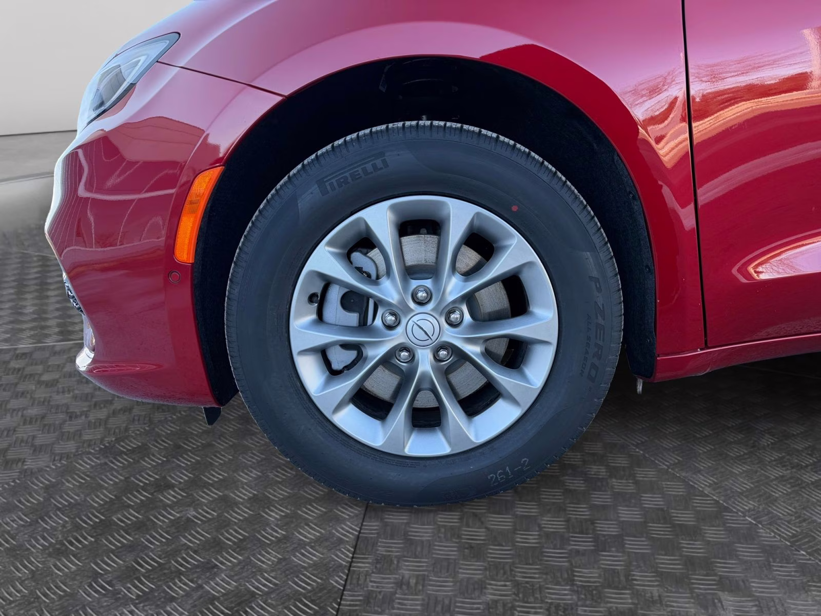 2026 Red Hot Pearlcoat Chrysler Pacifica Select AWD Van