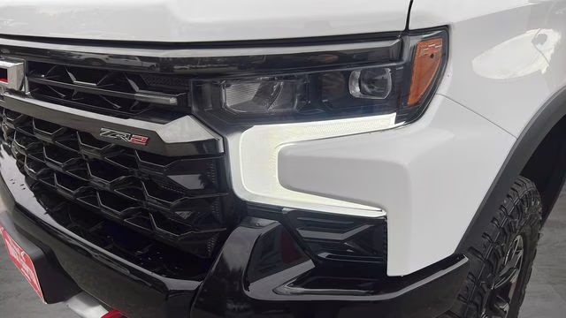 2024 Summit White Chevrolet Silverado 1500 ZR2 4X4 Truck