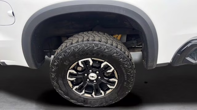 2024 Summit White Chevrolet Silverado 1500 ZR2 4X4 Truck