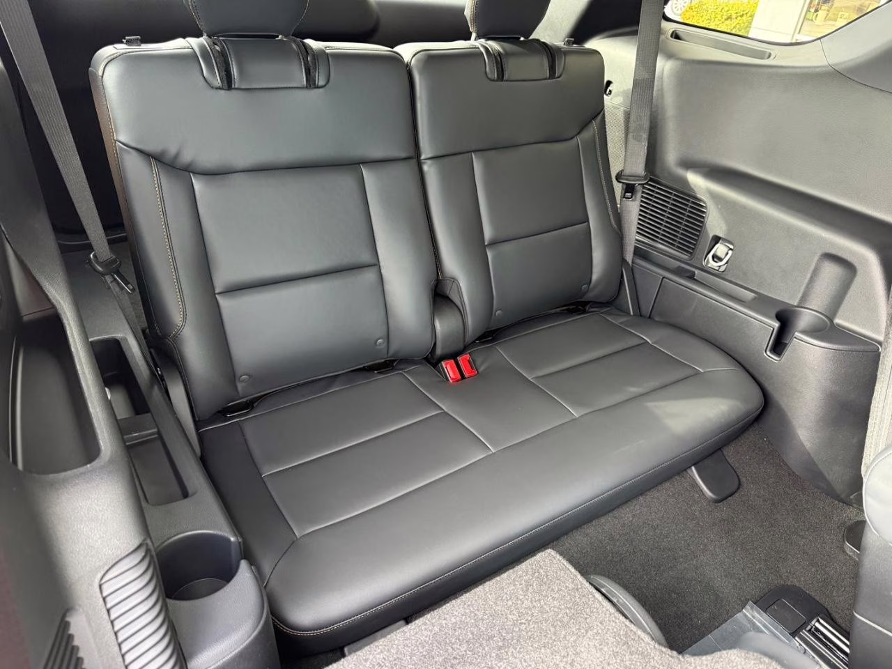 2026 Agate Black Metallic Ford Explorer Tremor 4X4 SUV