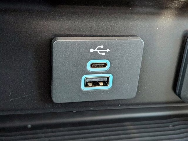 2025 Oxford White Ford Super Duty F-450 DRW XL RWD Truck