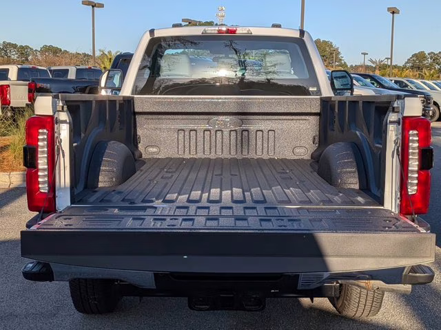 2026 Oxford White Ford Super Duty F-250 SRW XL 4X4 Truck