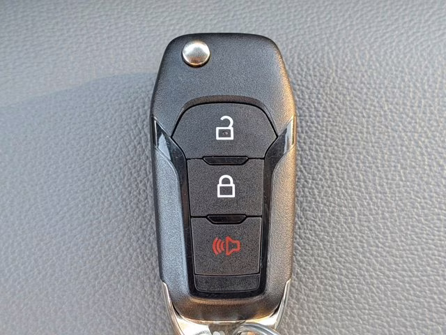 2026 Oxford White Ford Super Duty F-250 SRW XL 4X4 Truck