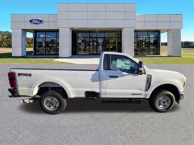 2026 Oxford White Ford Super Duty F-250 SRW XL 4X4 Truck