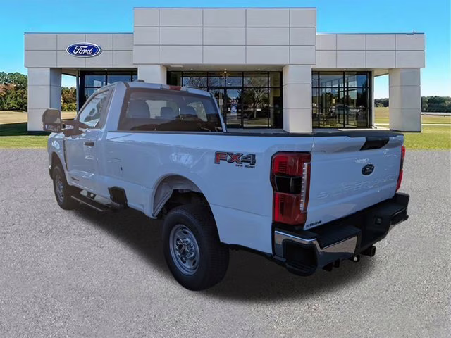 2026 Oxford White Ford Super Duty F-250 SRW XL 4X4 Truck