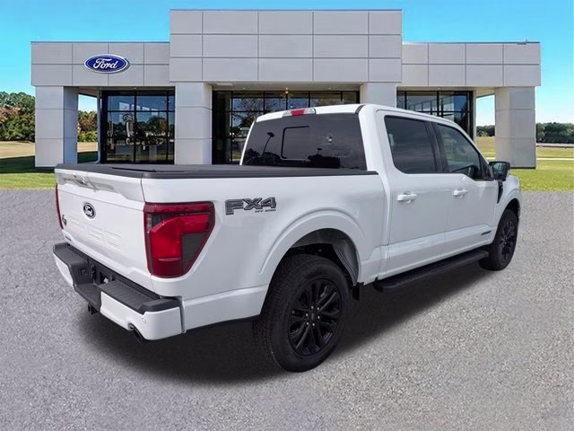 2025 Oxford White Ford F-150 XLT 4X4 Truck