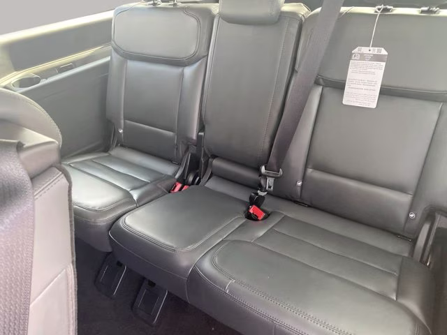 2026 Glacier Gray Metallic Tri-Coat Ford Expedition Max Active 4X4 SUV
