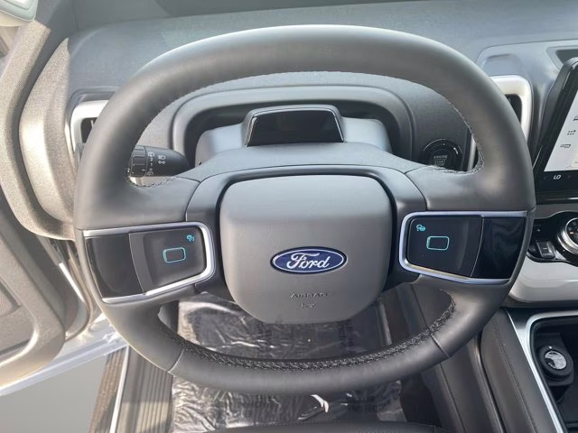 2026 Glacier Gray Metallic Tri-Coat Ford Expedition Max Active 4X4 SUV