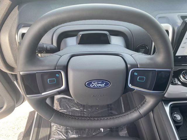 2026 Glacier Gray Metallic Tri-Coat Ford Expedition Max Active 4X4 SUV