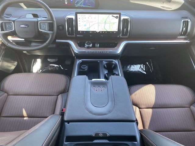 2026 Star White Metallic Tri-Coat Ford Expedition Max King Ranch 4X4 SUV