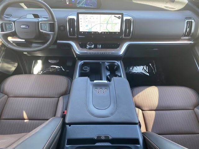 2026 Star White Metallic Tri-Coat Ford Expedition Max King Ranch 4X4 SUV